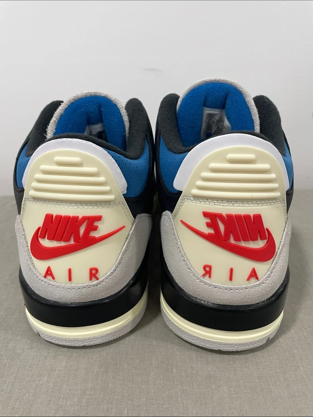 Air Jordan 3 Retro OG Rare Air new 10.5